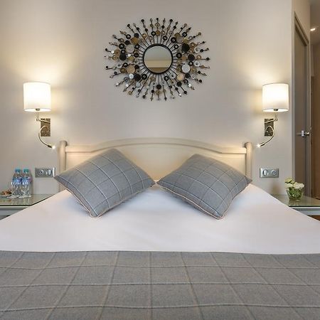 Hotel La Residence Du Berry Версаль Экстерьер фото